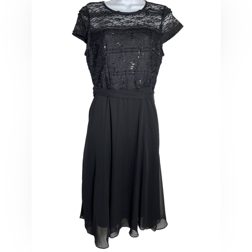 R & K dress size 4 stunning black elegant lace evening dress gown 🖤🖤